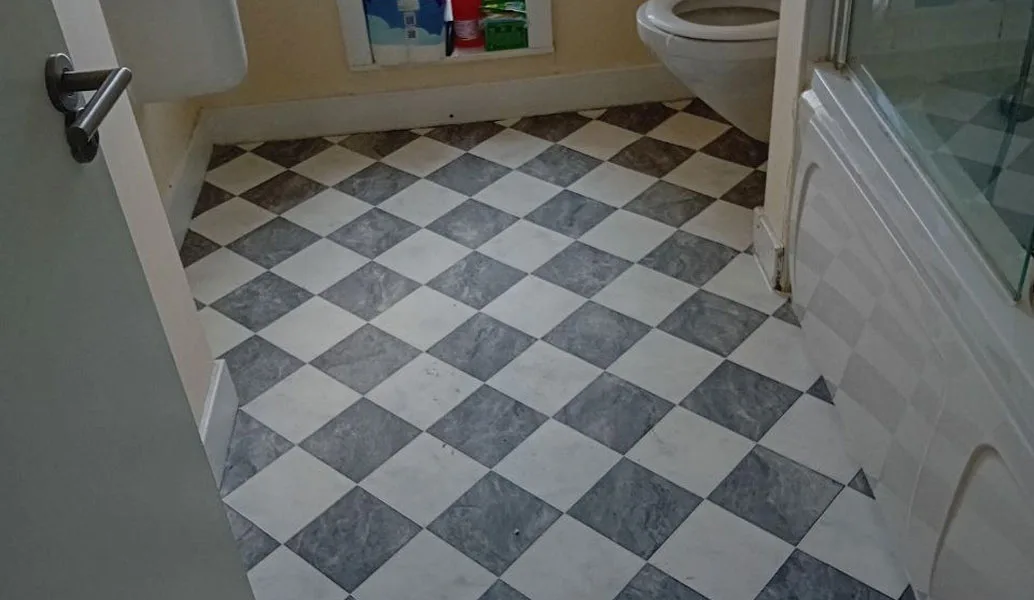 Bathroom Lino Floor After