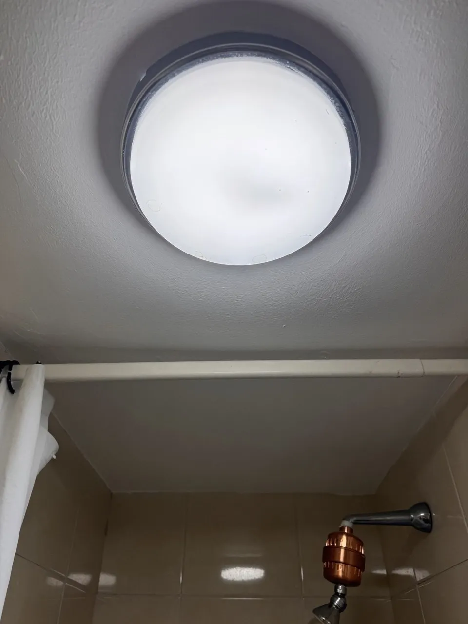 En-Suite ceiling resoration after leak