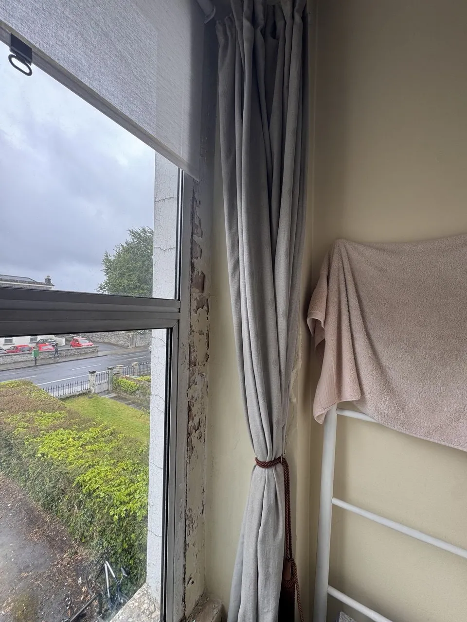 Painting of window surrounds - Before