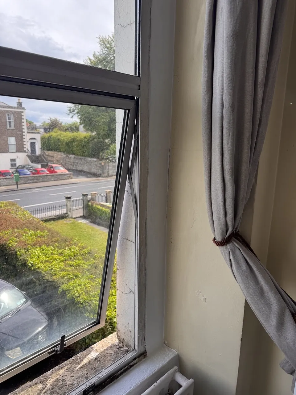 Painting of window surrounds